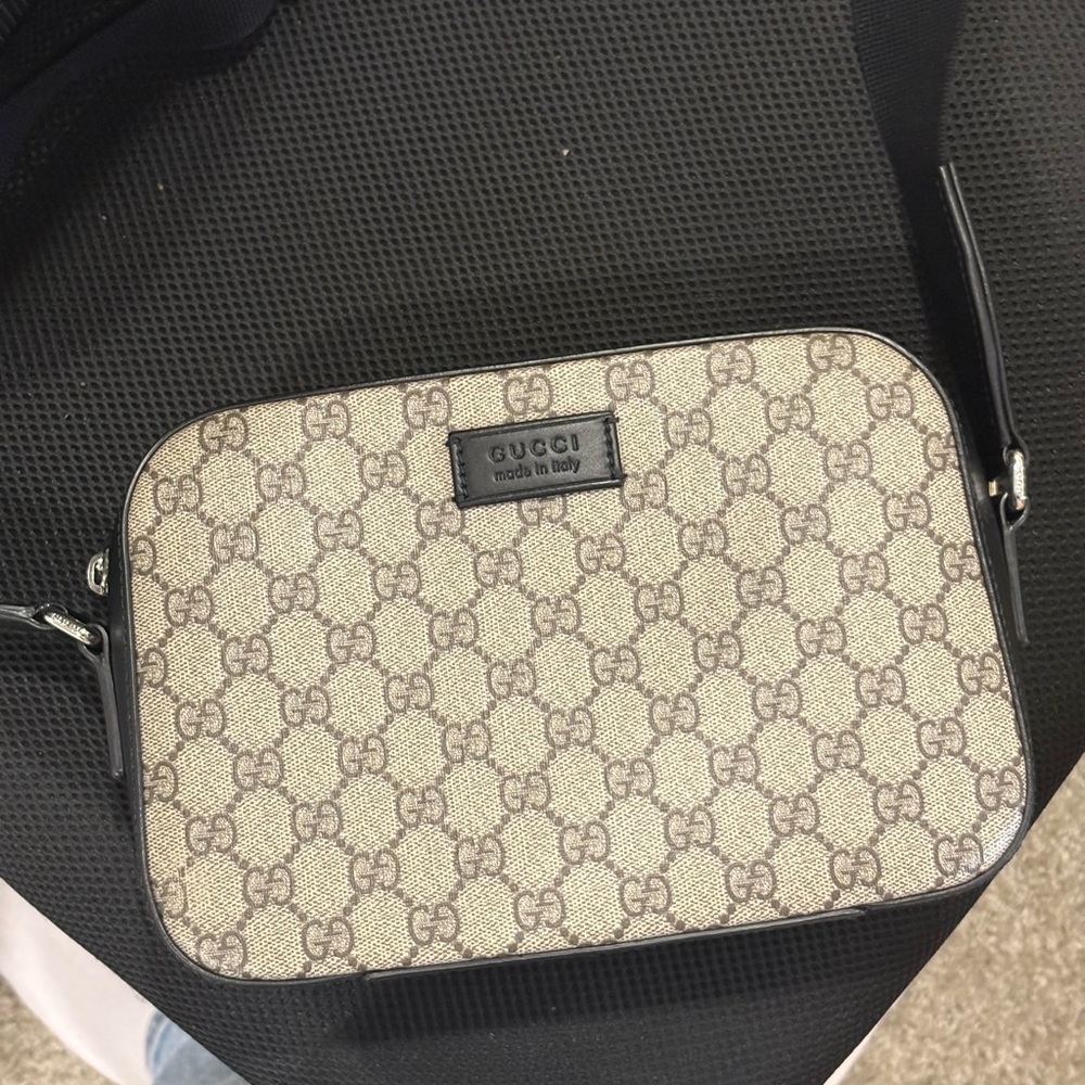 Gucci Beige and Brown Logo Shoulder Bag
